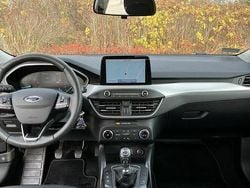 Niebieski Używany 2018 Ford Focus Business Edition Hatchback | 55 000 zł (Drogi)