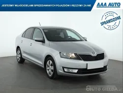 Srebrny Używany 2015 Skoda Rapid | 16 999 zł (Uczciwa cena)