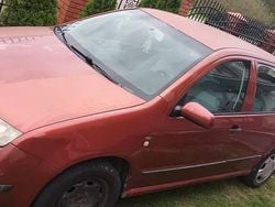 Brązowy Używany 2002 Skoda Fabia Hatchback | 1200 zł (Super Cena)