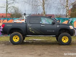 Nissan Titan