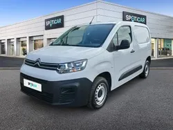 Biały Używany 2023 Citroën Berlingo Minivan | 74 900 zł (Uczciwa cena)