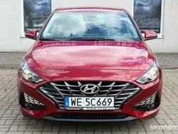 Bordowy Używany 2021 Hyundai i30 Comfort Hatchback | 57 900 zł