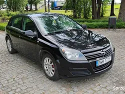 Czarny Używany 2004 Opel Astra Hatchback | 10 000 zł (Uczciwa cena)