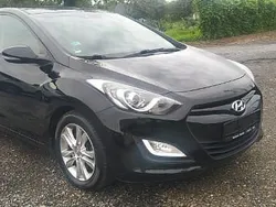 Czarny Używany 2014 Hyundai i30 Hatchback | 28 700 zł (Dość drogi)