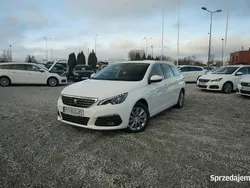 Biały Używany 2021 Peugeot 308 Allure Kombi | 43 000 zł (Dobra cena)