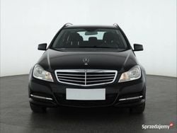 Czarny Używany 2011 Mercedes C180 Kombi | 35 999 zł (Uczciwa cena)