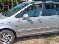 Srebrny Używany 2004 Hyundai Trajet Minivan | 3500 zł