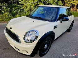 Używany 2009 Mini Cooper Salt Hatchback | 17 000 zł
