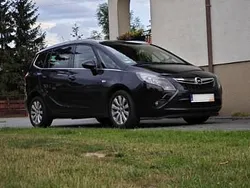 Czarny Używany 2015 Opel Zafira Tourer Cosmo Minivan | 35 000 zł