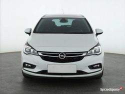 Biały Używany 2018 Opel Astra Kombi | 54 999 zł (Dość drogi)
