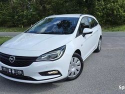 Używany 2016 Opel Astra Sedan/Limuzyna | 26 900 zł (Uczciwa cena)