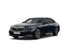 Czarny carbon m metalizowany Używany 2024 BMW 520 Comfort Edition Sedan/Limuzyna | 259 900 zł (Uczciwa cena)