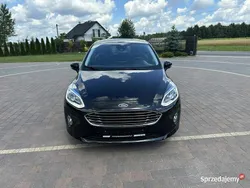 Czarny (metalik) Używany 2018 Ford Fiesta Hatchback | 43 800 zł (Uczciwa cena)