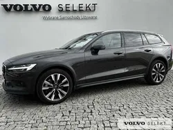 Szary Używany 2024 Volvo V60 CC Kombi | 199 900 zł (Uczciwa cena)