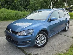 Niebieski Używany 2014 VW Golf VII Kombi | 34 900 zł (Dobra cena)