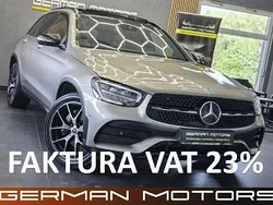 Szary Używany 2022 Mercedes GLC300e AMG SUV | 159 900 zł