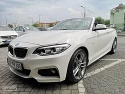 Biały Używany 2018 BMW 220 M Sport Kabriolet | 119 900 zł