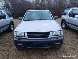 Srebrny Używany 2001 Opel Frontera SUV | 8999 zł