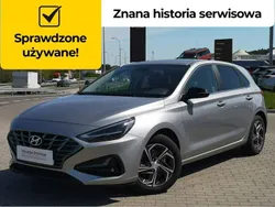 Srebrny Używany 2023 Hyundai i30 Hatchback | 75 900 zł (Uczciwa cena)