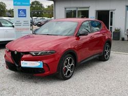Czerwony Używany 2022 Alfa Romeo Tonale SUV | 77 154 zł