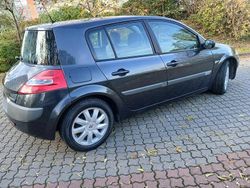 Inny kolor Używany 2007 Renault Mégane II Hatchback | 7350 zł (Dość drogi)