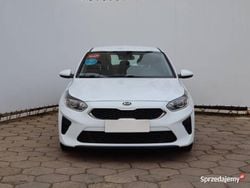Biały Używany 2020 Kia Ceed Hatchback | 41 999 zł (Uczciwa cena)