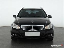 Czarny Używany 2012 Mercedes C180 Kombi | 28 499 zł (Uczciwa cena)