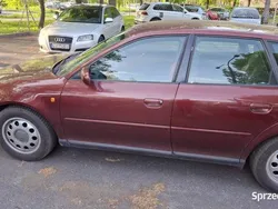 Bordowy Używany 2000 Audi A3 Hatchback | 4000 zł (Dobra cena)