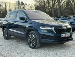 Niebieski (metalik) Używany 2023 Skoda Karoq SUV | 132 800 zł (Dość drogi)