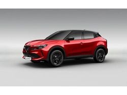 Lakier specjalny czerwony z czarnym dachem brera Nowe 2025 Alfa Romeo Junior SUV | 134 000 zł