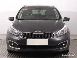 Szary Używany 2018 Kia Ceed Kombi | 38 499 zł (Dobra cena)