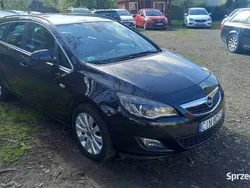 Czarny Używany 2012 Opel Astra Cosmo Sedan/Limuzyna | 21 900 zł (Uczciwa cena)