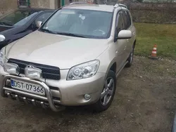 Złoty (metalik) Używany 2007 Toyota RAV4 SUV | 26 000 zł (Dość drogi)