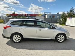 Srebrny Używany 2014 Ford Focus Kombi | 18 900 zł (Dobra cena)