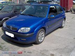 Niebieski (metalik) Używany 2002 Citroën Saxo Hatchback | 8900 zł