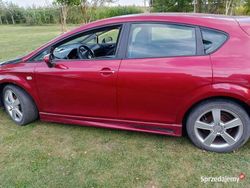 Bordowy Używany 2007 Seat Leon Sedan/Limuzyna | 6300 zł