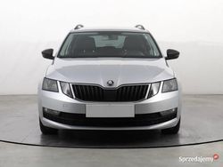 Srebrny Używany 2017 Skoda Octavia Kombi | 29 999 zł (Uczciwa cena)