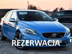 Niebieski ciemny (metalik) Używany 2013 Volvo V40 Kombi | 37 999 zł (Dość drogi)