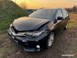 Używany 2017 Toyota Auris Hybrid Kombi | 21 000 zł
