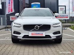 Używany 2022 Volvo V90 CC Kombi | 157 800 zł (Dość drogi)