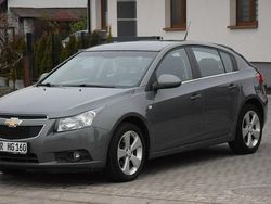 Szary Używany 2012 Chevrolet Cruze Hatchback | 25 900 zł (Uczciwa cena)