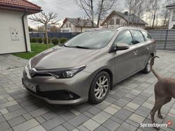 Beżowy Używany 2015 Toyota Auris Comfort Kombi | 41 900 zł (Uczciwa cena)