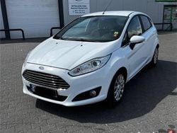 Biały Używany 2016 Ford Fiesta Hatchback | 23 900 zł (Uczciwa cena)