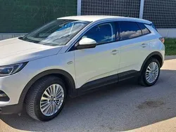 Biały Używany 2017 Opel Grandland X SUV | 54 900 zł (Uczciwa cena)