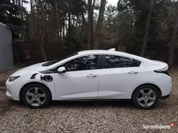Biały Używany 2017 Chevrolet Volt Hatchback | 59 000 zł