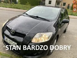 Czarny (metalik) Używany 2009 Toyota Auris Hatchback | 14 800 zł