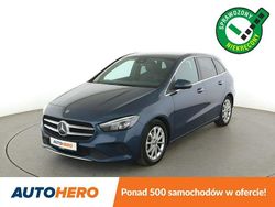 Niebieski Używany 2019 Mercedes B180 Progressive Minivan | 74 900 zł