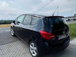 Czarny Używany 2010 Opel Meriva Minivan | 22 900 zł (Dość drogi)