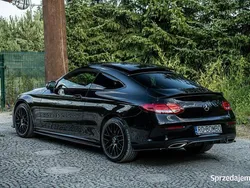 Czarny Używany 2017 Mercedes C200 AMG Coupe | 137 777 zł