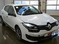 Biały Używany 2014 Renault Mégane III Hatchback | 8800 zł